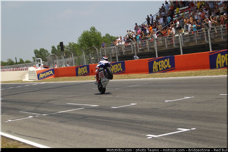 motogp_lorenzo_20_catalogne_2010