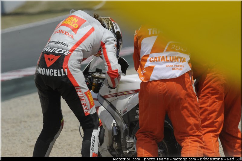 motogp_simoncelli_24_catalogne_2010