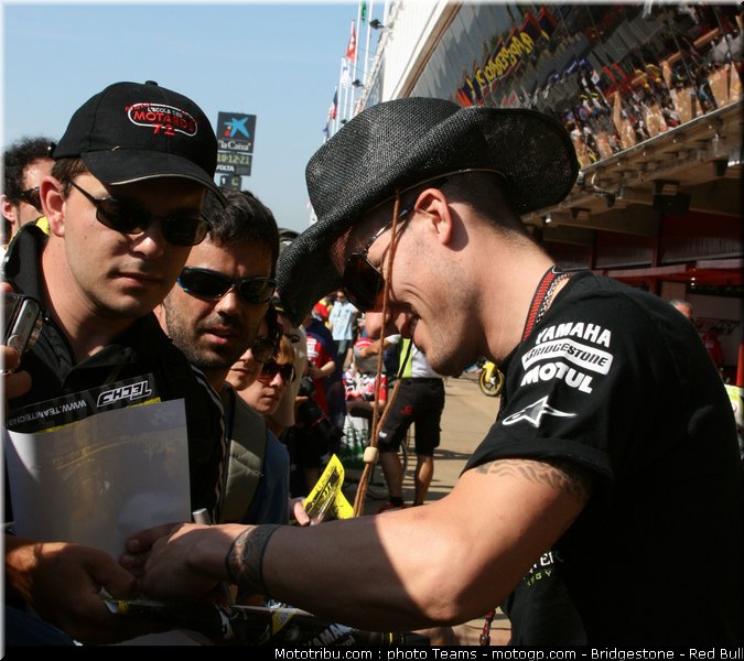 motogp_spies_09_catalogne_2010