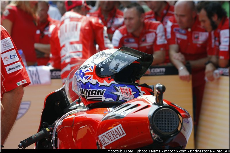 motogp_stoner_07_catalogne_2010