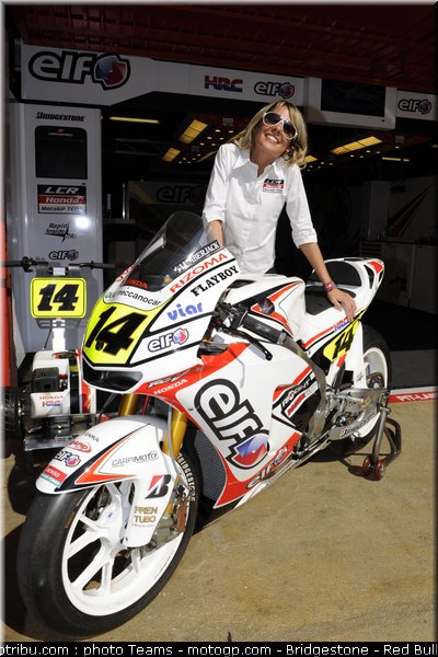 pitbabe_motogp_2010_06