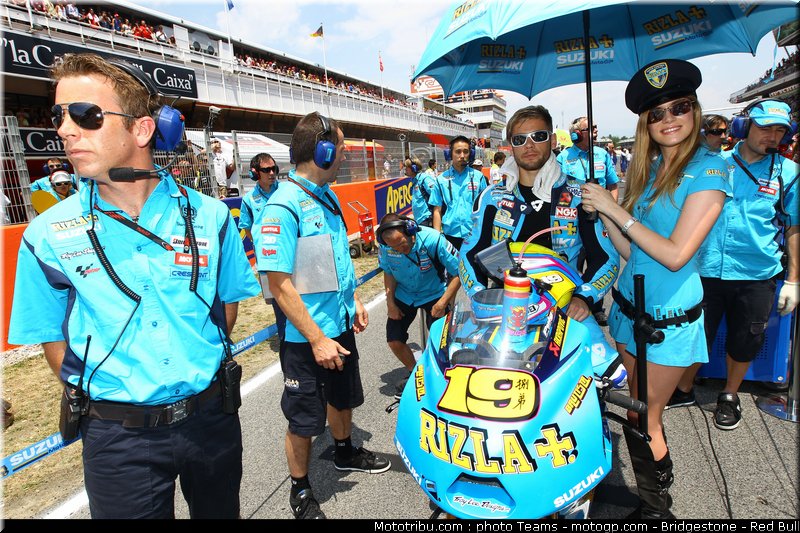 pitbabe_motogp_2010_12