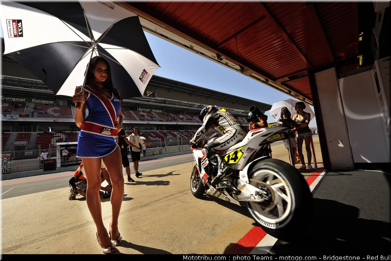 pitbabe_motogp_2010_17