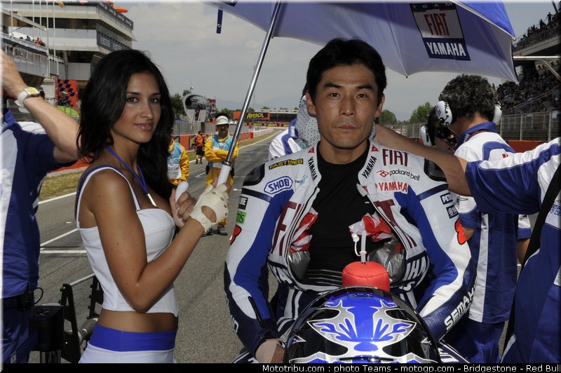 pitbabe_motogp_2010_53