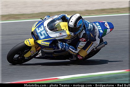 moto2_derosa_04_catalogne_2010.jpg