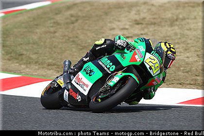 moto2_iannone_1_catalogne_2010.jpg