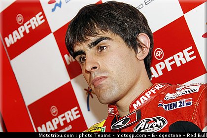 moto2_simon_04_catalogne_2010.jpg