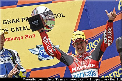 moto2_simon_09_catalogne_2010.jpg