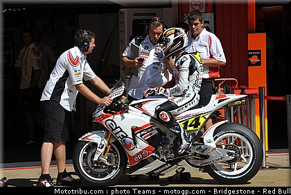 motogp_depuniet_22_catalogne_2010.jpg