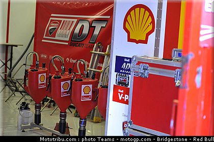 motogp_ducati_2_catalogne_2010.JPG