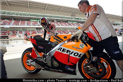 motogp_pedrosa_08_catalogne_2010.jpg