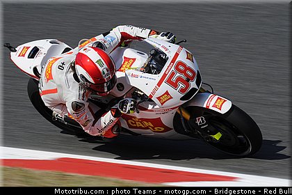motogp_simoncelli_07_catalogne_2010.jpg