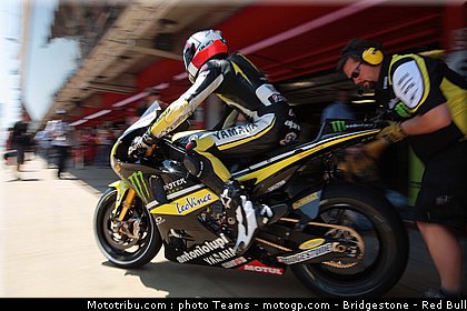 motogp_spies_05_catalogne_2010.jpg