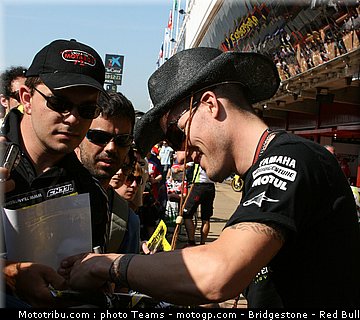 motogp_spies_09_catalogne_2010.jpg