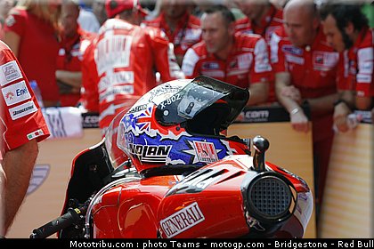 motogp_stoner_07_catalogne_2010.JPG
