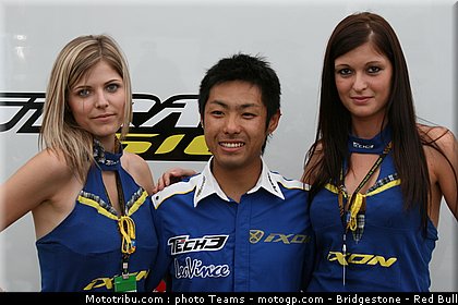 pitbabe_motogp_2010_19.jpg