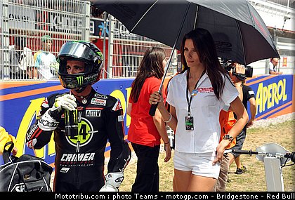 pitbabe_motogp_2010_27.jpg