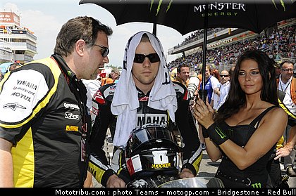 pitbabe_motogp_2010_36.jpg