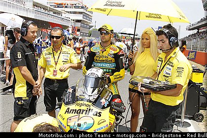 pitbabe_motogp_2010_46.jpg