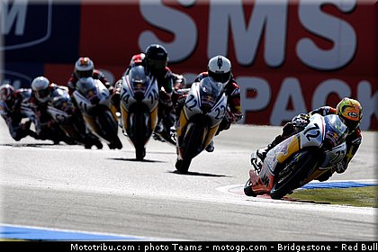 red_bull_rookie_cup_catalogne_2010_002.jpg
