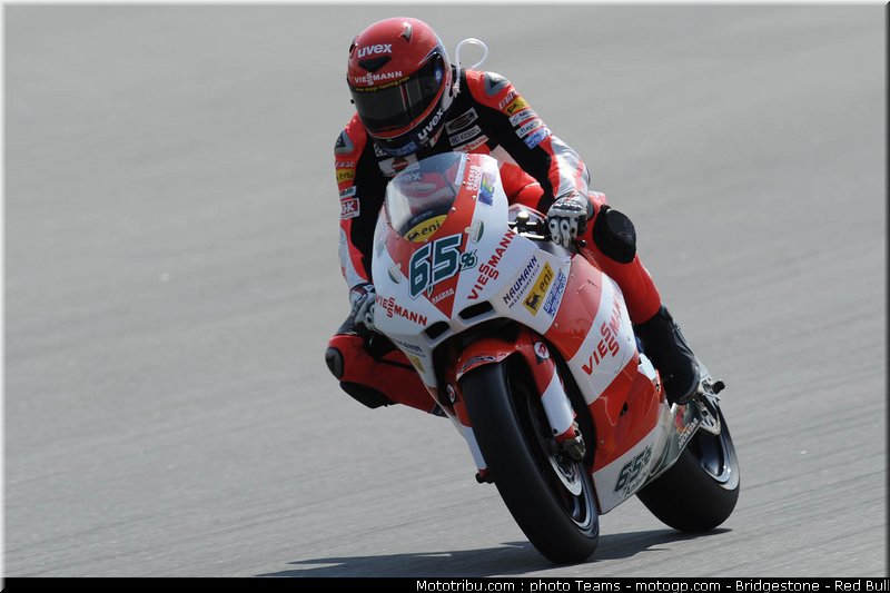 moto2_bradl_04_allemagne_2010