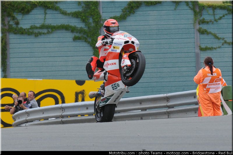 moto2_bradl_16_allemagne_2010