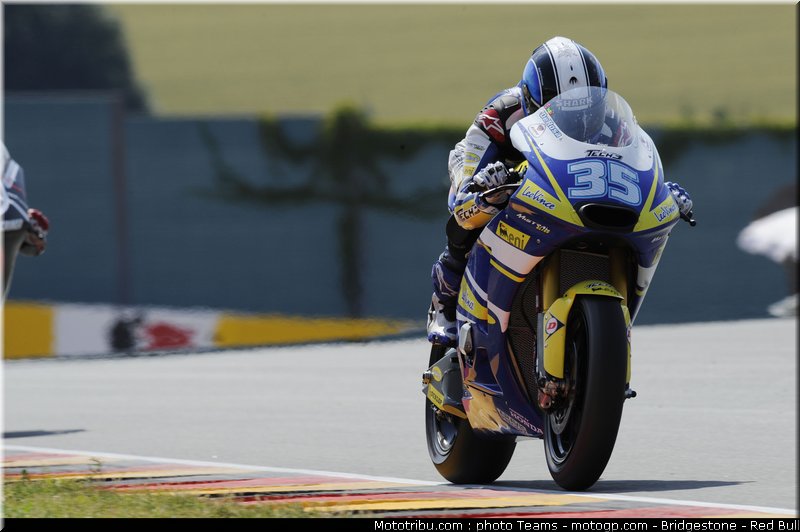 moto2_derosa_05_allemagne_2010