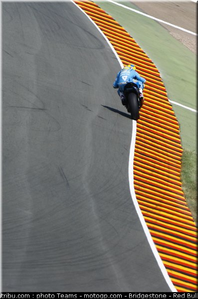 motogp_capirossi_01_allemagne_2010