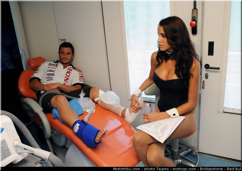 pitbabe_motogp_allemagne_2010_020