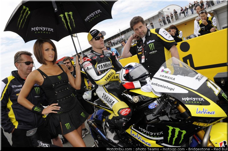 pitbabe_motogp_allemagne_2010_036