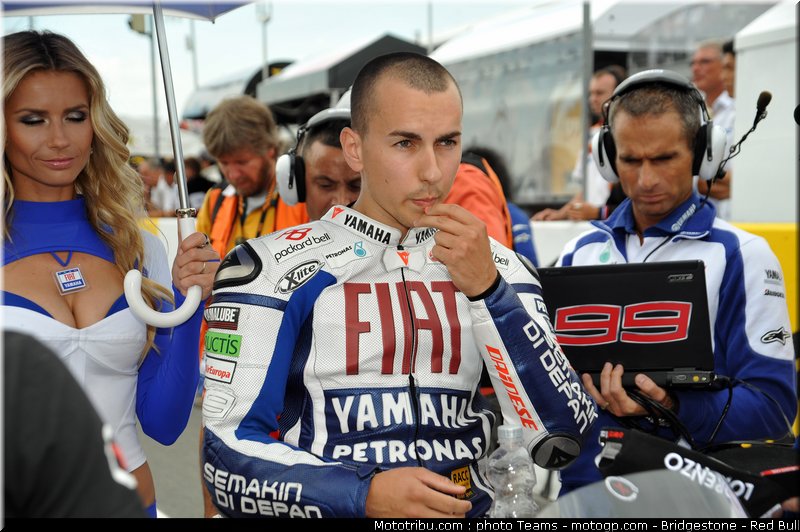 pitbabe_motogp_allemagne_2010_055