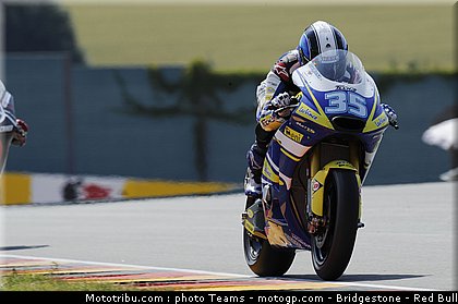 moto2_derosa_05_allemagne_2010.jpg