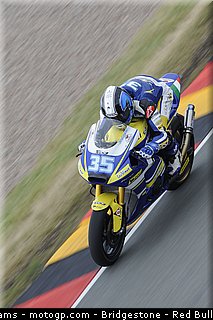 moto2_derosa_10_allemagne_2010.jpg