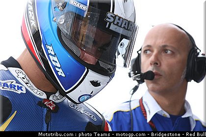 moto2_derosa_11_allemagne_2010.jpg