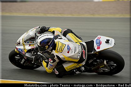moto2_luthi_6_allemagne_2010.jpg