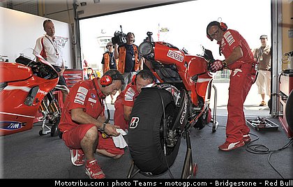 motogp_ducati_allemagne_2010.JPG