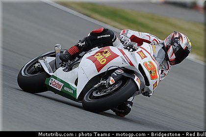 motogp_melandri_19_allemagne_2010.jpg