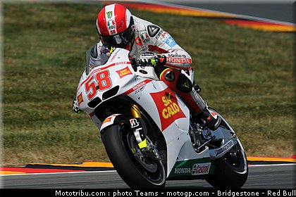 motogp_simoncelli_10_allemagne_2010.jpg