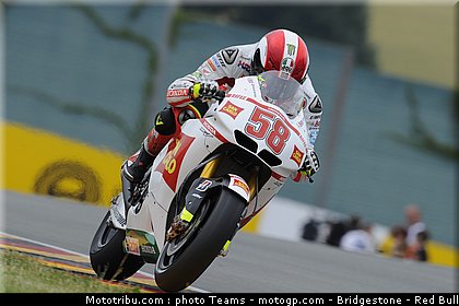 motogp_simoncelli_17_allemagne_2010.jpg