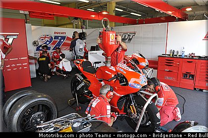 motogp_stoner_12_allemagne_2010.JPG
