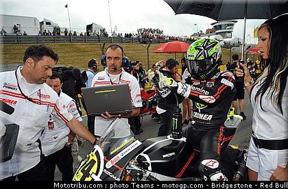 pitbabe_motogp_allemagne_2010_009.jpg