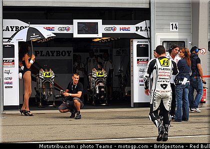 pitbabe_motogp_allemagne_2010_011.jpg