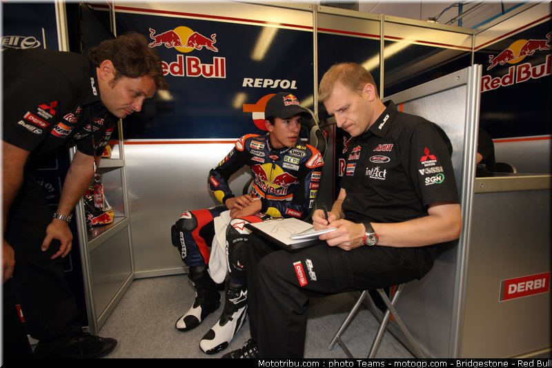 125_marquez_04_misano_2010