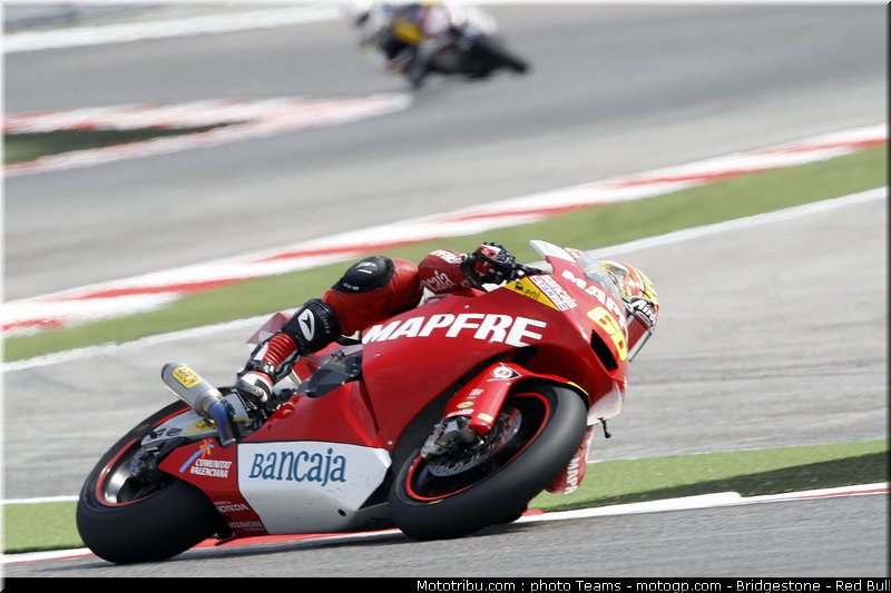 moto2_simon_8_misano_2010