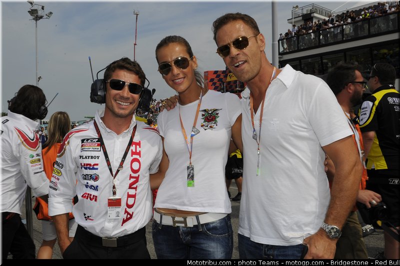 motogp_pitbabe_11_misano_2010