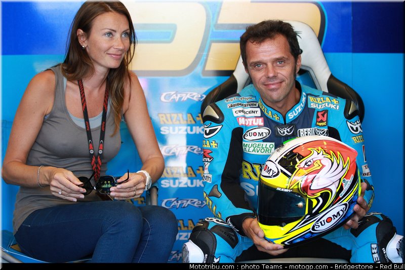 motogp_pitbabe_17_misano_2010