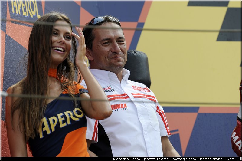 motogp_pitbabe_31_misano_2010