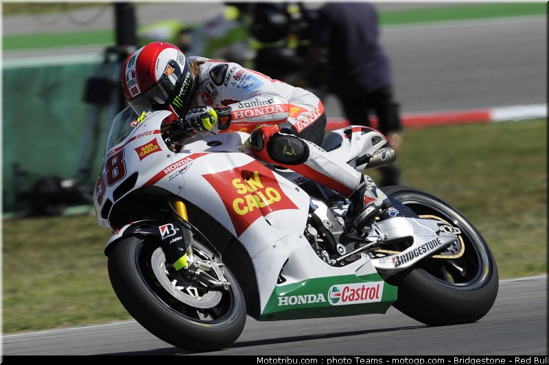 motogp_simoncelli_15_misano_2010