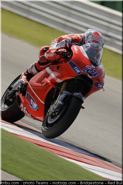 motogp_stoner_02_misano_2010