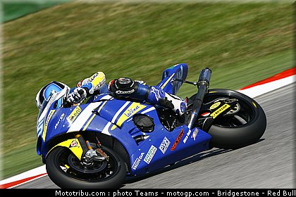moto2_derosa_04_misano_2010.jpg